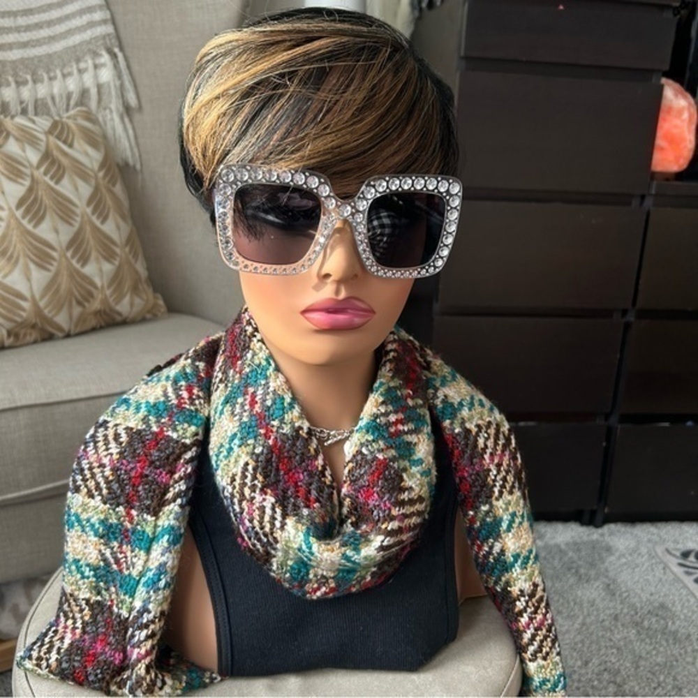 ✨NWT Rhinestone clear oversized statement sunglasses 🕶️ sunshades - Picture 4 of 12